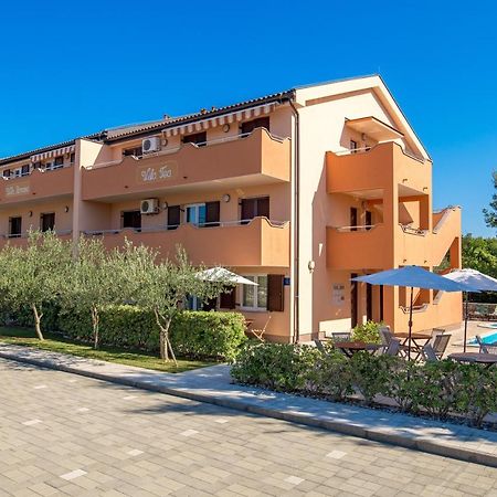 Villa Romana And Tea Šilo Exterior foto